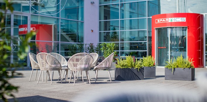 Outdoorbereich beim SPAR ICS Office Salzburg